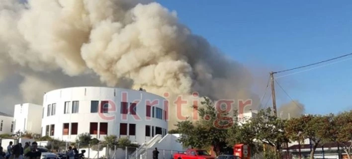 Καίγεται το Πανεπιστήμιο Κρήτης: Έρευνες για τυχόν εγκλωβισμένους – Ακούγονται εκρήξεις! (upd)